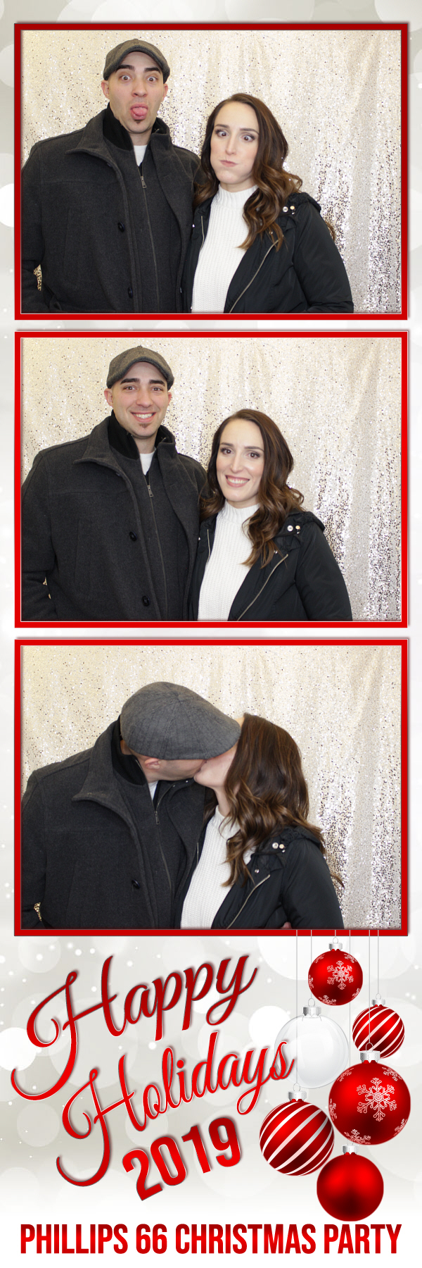 Phillips 66 Christmas Party | View more photos from the event at gallery.photoboothbillings.com/u/PhotoBoothBillings/Phillips-66-Christmas-Party